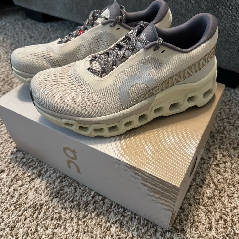 ON Running womens Cloudmonster 2